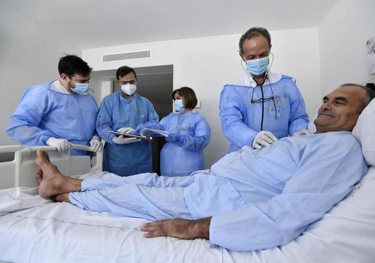El hospital de Cruces se prepara para ofrecer una terapia contra el cáncer que solo se da en Donostia